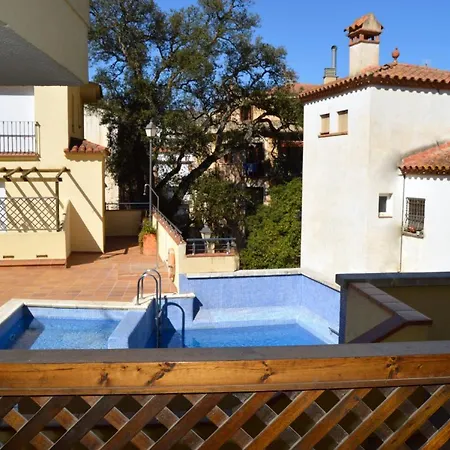 Casa Con Piscina En El Casco Historico Holiday home *