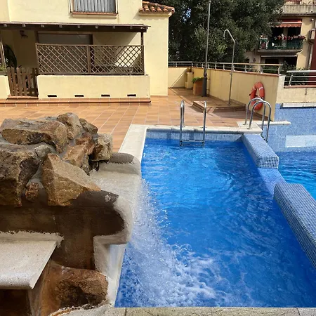 Casa Con Piscina En El Casco Historico Holiday home *